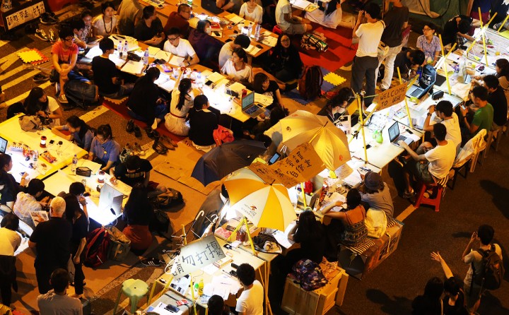 Photo: Students hold a cram class at the Admiralty sit-in (13 October 2014) by staff reporters, South China Morning Post